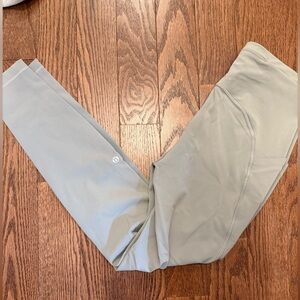 Lululemon leggings NWOT